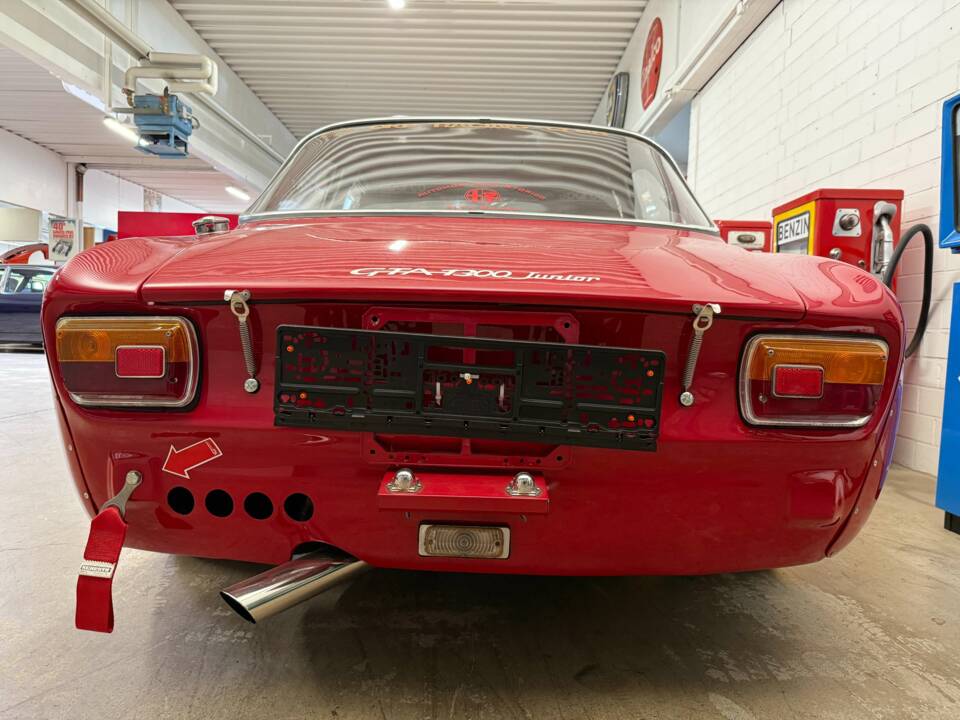 Image 17/18 of Alfa Romeo Giulia GTA 1300 Junior (1970)
