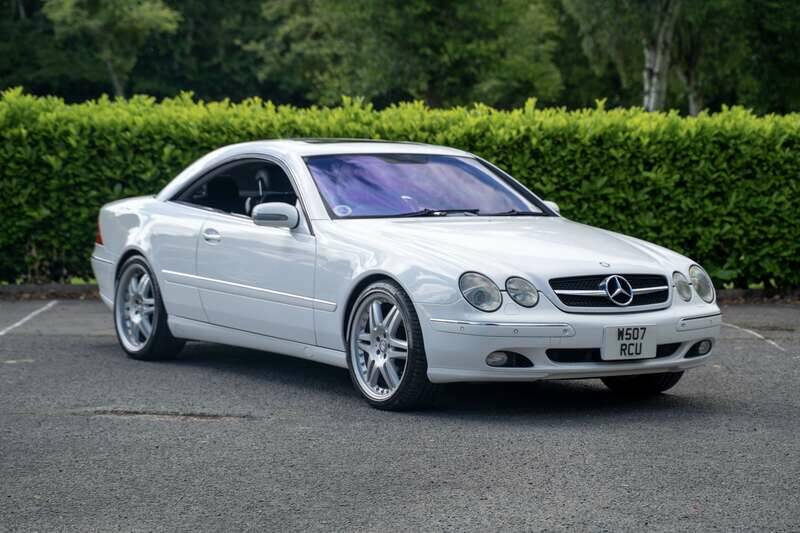 Bild 1/41 von Mercedes-Benz CL 500 (2000)