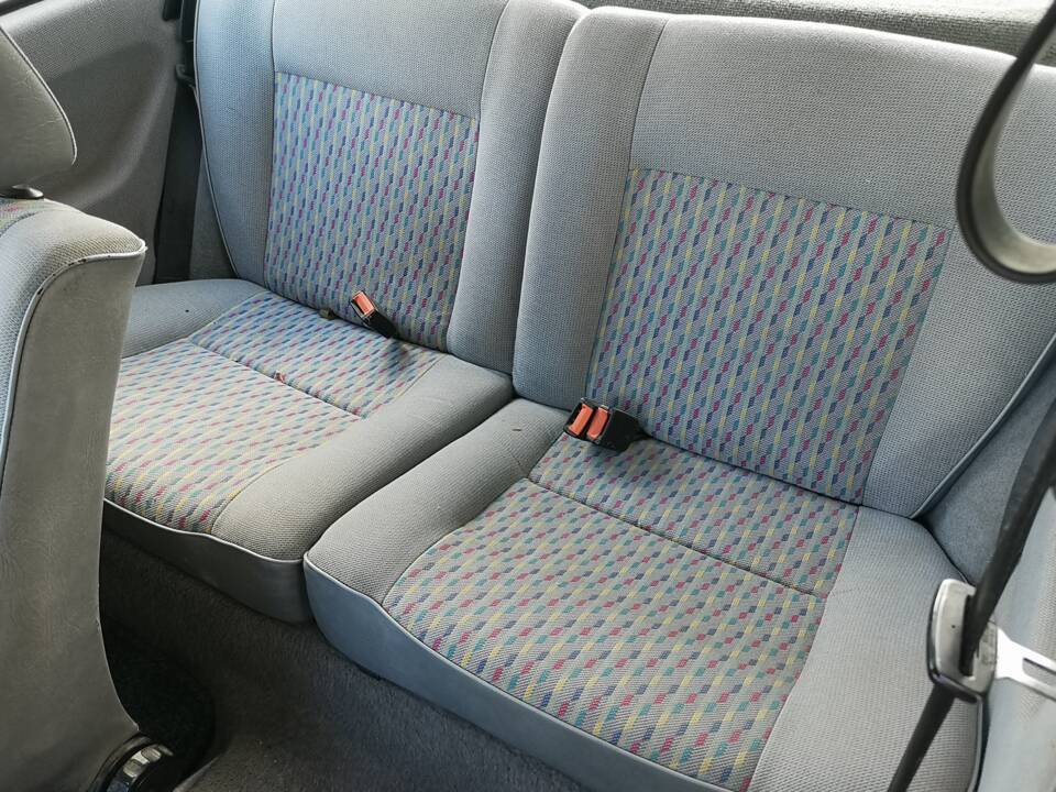 Afbeelding 9/12 van Volkswagen Polo II Hatchback 1.0 (1992)