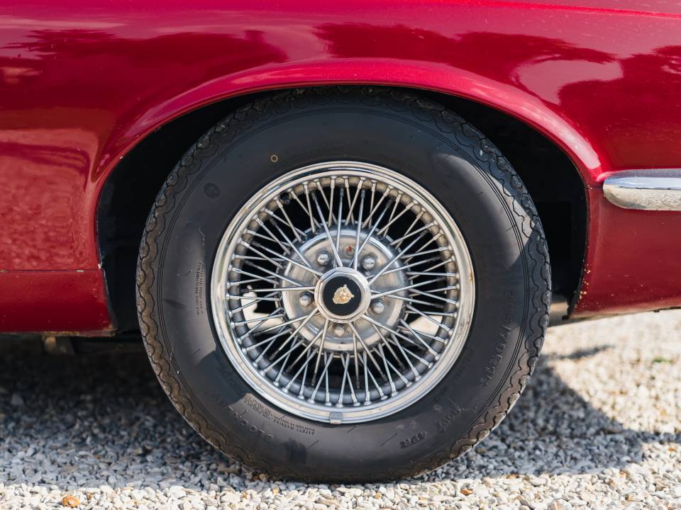 Imagen 9/16 de Jaguar XJ 6 C 4.2 (1975)