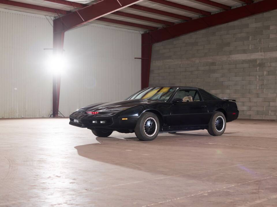 Obraz 17/63 pojazdu Pontiac Firebird TransAm (1984)