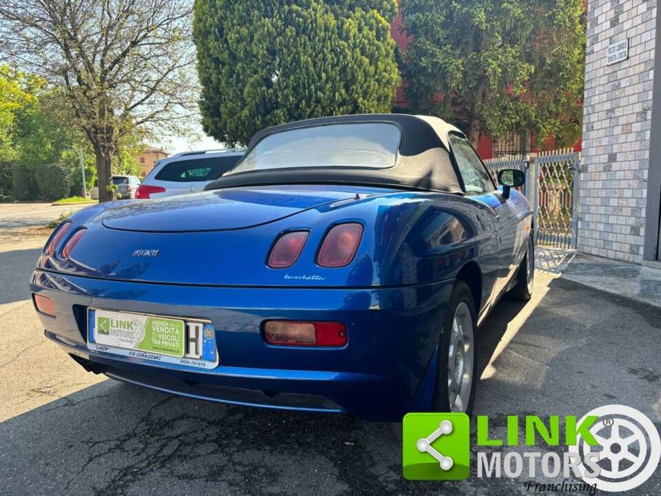 Bild 8/10 von FIAT Barchetta (2000)