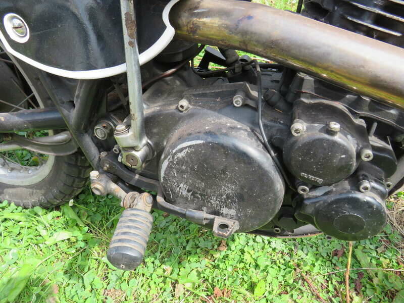Bild 24/40 von Yamaha DUMMY (1976)
