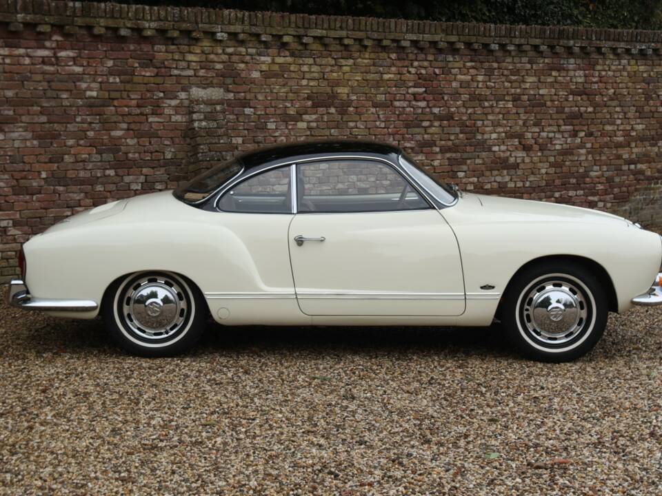 Bild 10/50 von Volkswagen Karmann Ghia 1300 (1966)