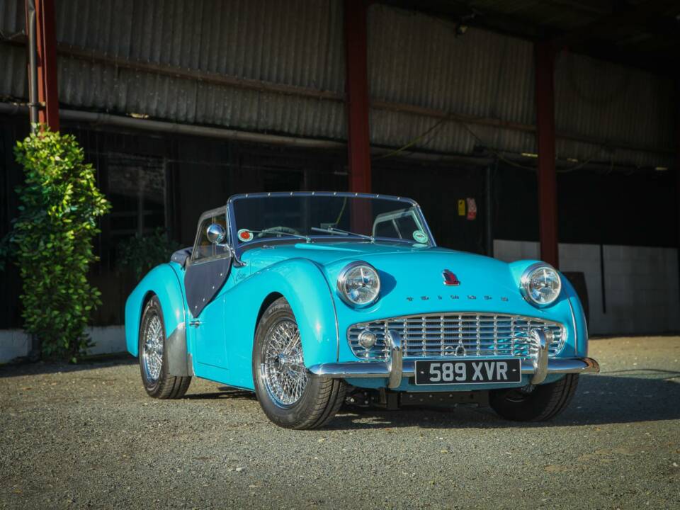 Bild 24/50 von Triumph TR 3A (1957)