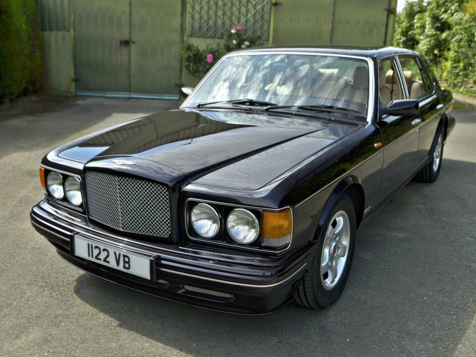 Image 13/50 of Bentley Turbo RT (1997)