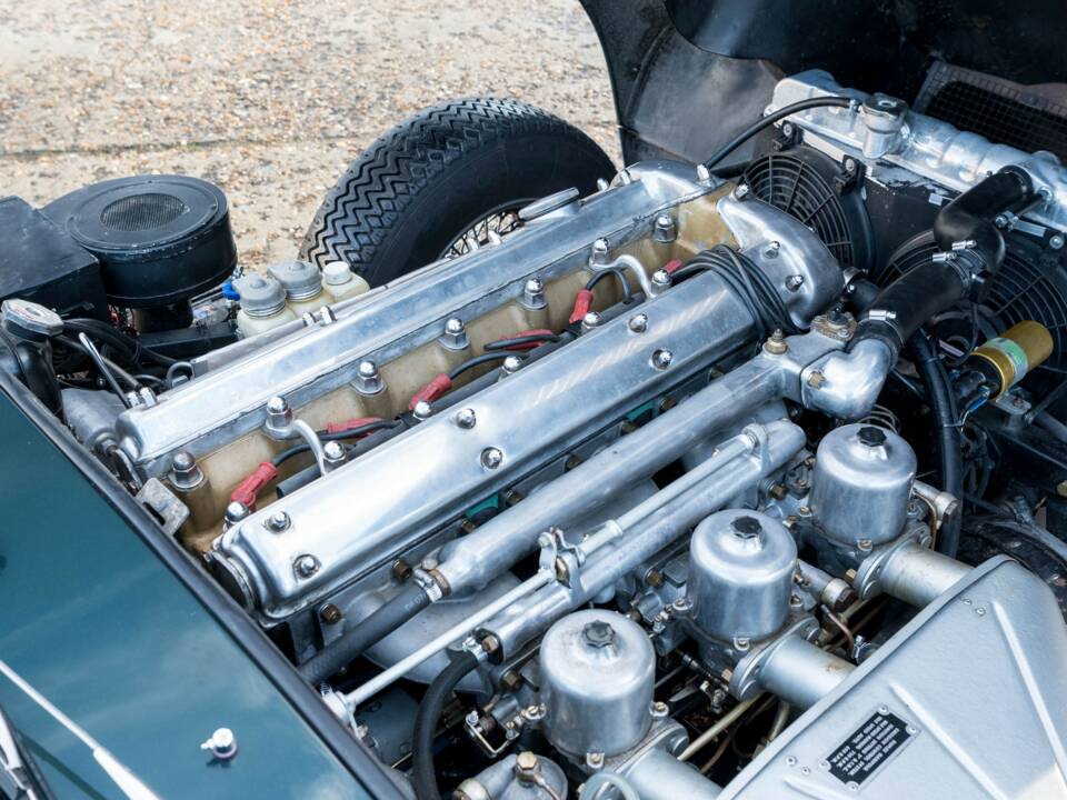 Afbeelding 27/34 van Jaguar E-Type (1971)