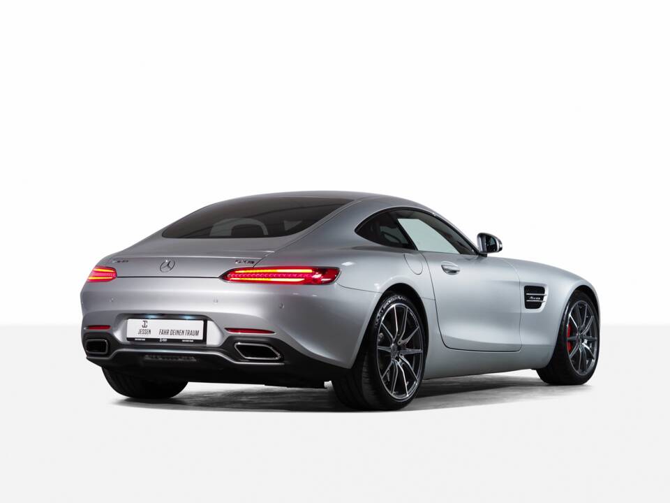 Image 4/49 of Mercedes-AMG GT-S (2015)