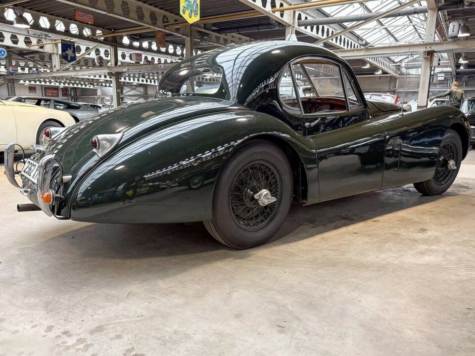 Image 21/28 of Jaguar XK 120 FHC (1953)