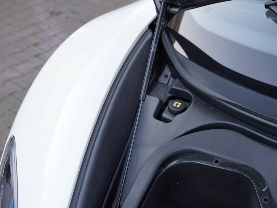 Afbeelding 17/50 van McLaren 675LT (2016)