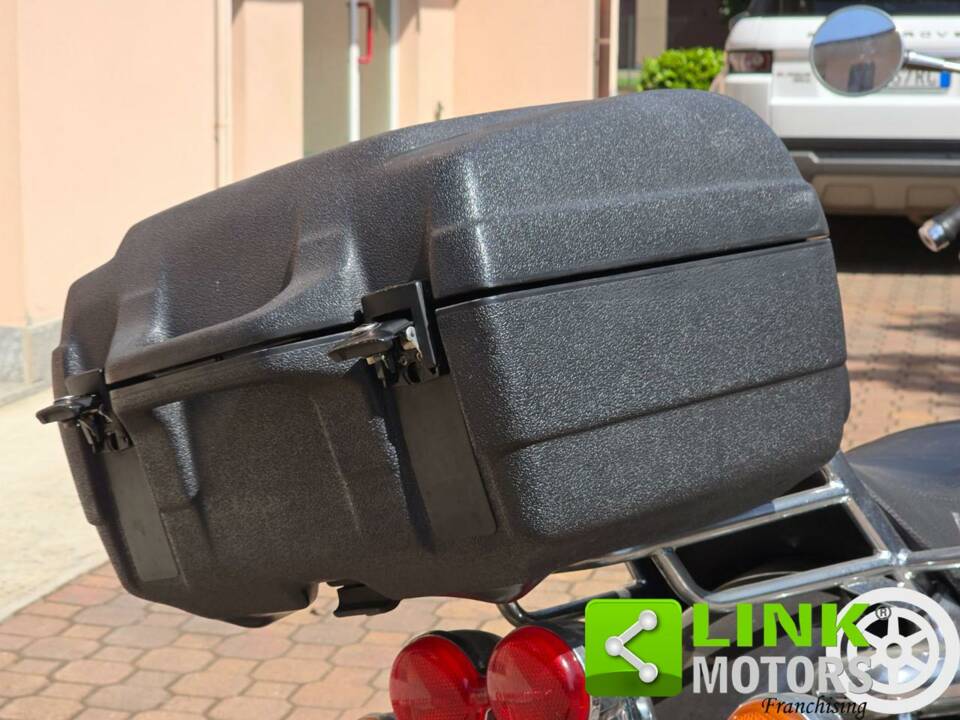 Imagen 7/10 de Moto Guzzi DUMMY (1999)