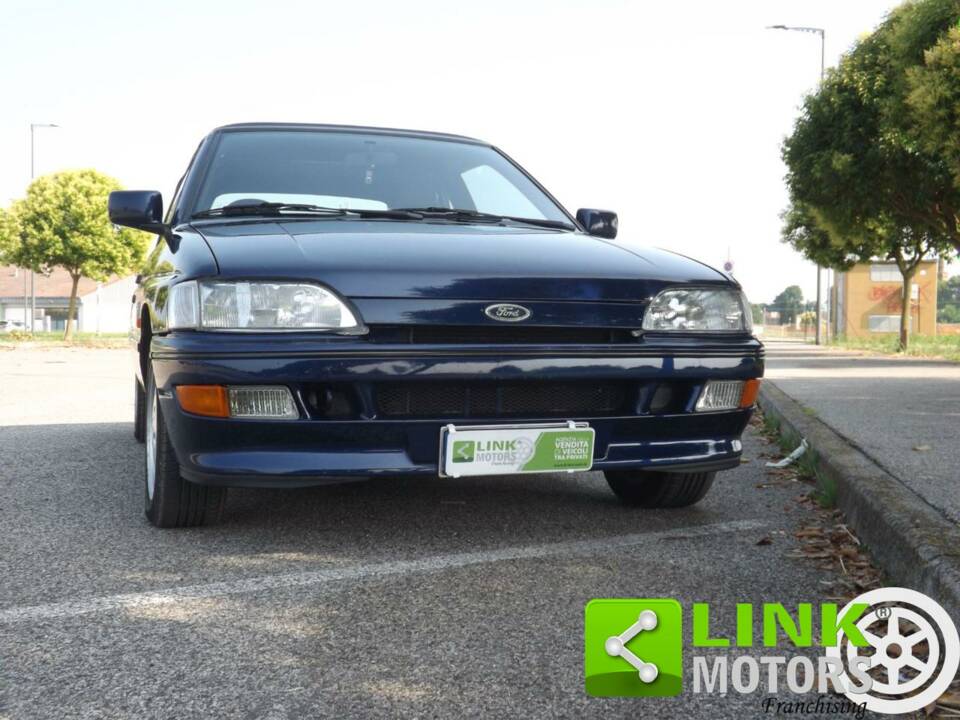 Afbeelding 9/10 van Ford Escort 1.8 16v (1992)