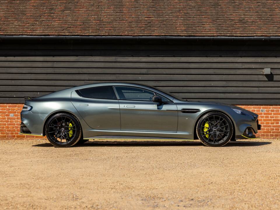 Image 2/60 of Aston Martin Rapide AMR (2019)