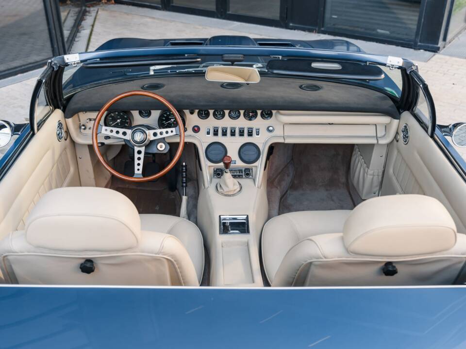 Image 8/10 of Maserati Ghibli Spyder (1971)