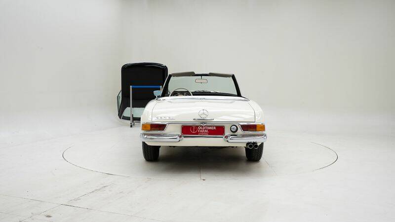 Image 8/15 of Mercedes-Benz 280 SL (1969)