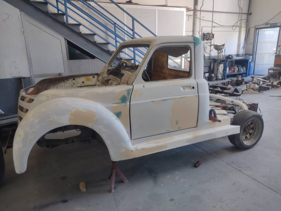 Image 66/91 of Renault R 4 F6 (1988)