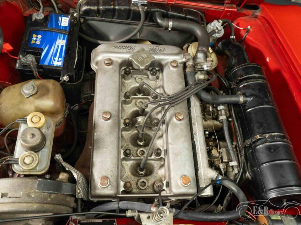 Image 5/19 of Alfa Romeo Giulia 1600 GT Junior (1975)
