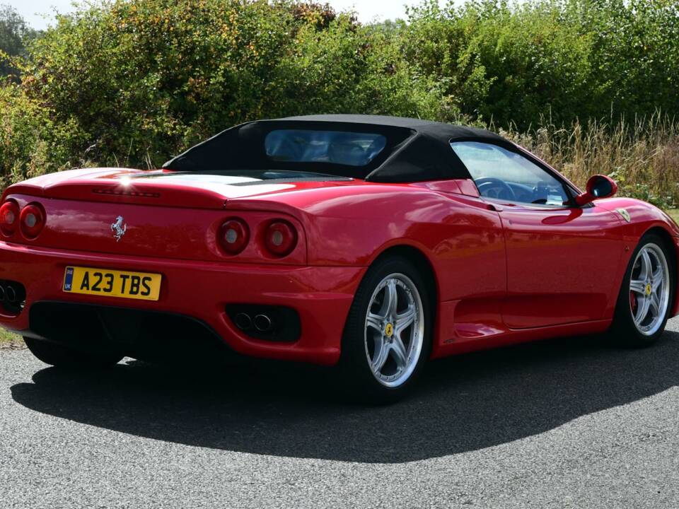 Imagen 21/50 de Ferrari 360 Spider (2003)