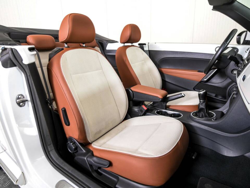 Imagen 16/50 de Volkswagen Beetle 1.2 TSI (2014)