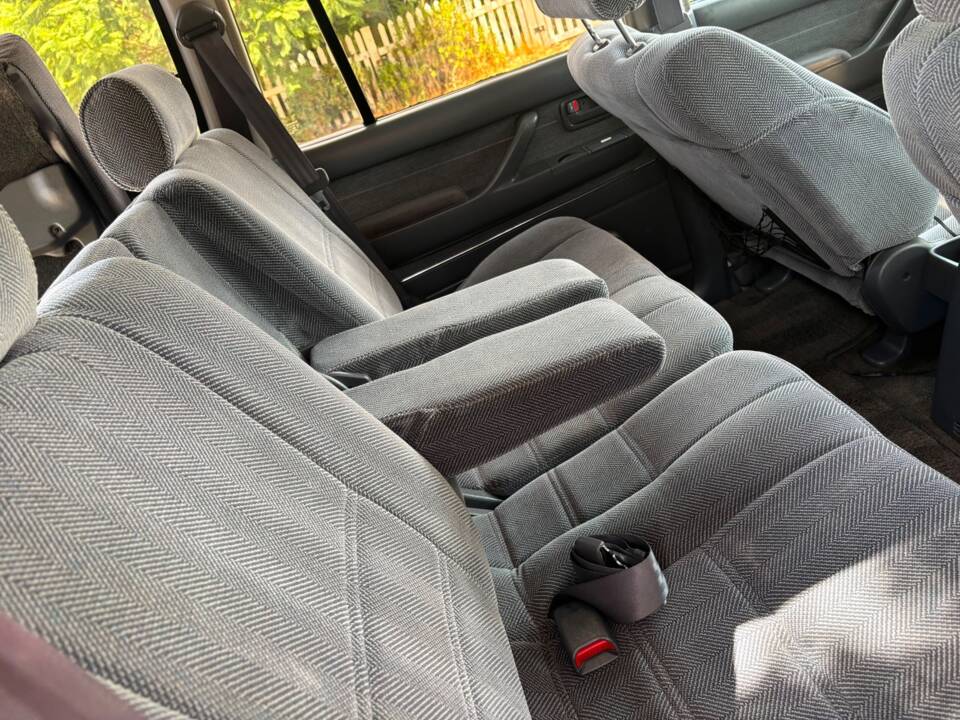 Bild 33/42 von Toyota Land Cruiser J80 (1994)