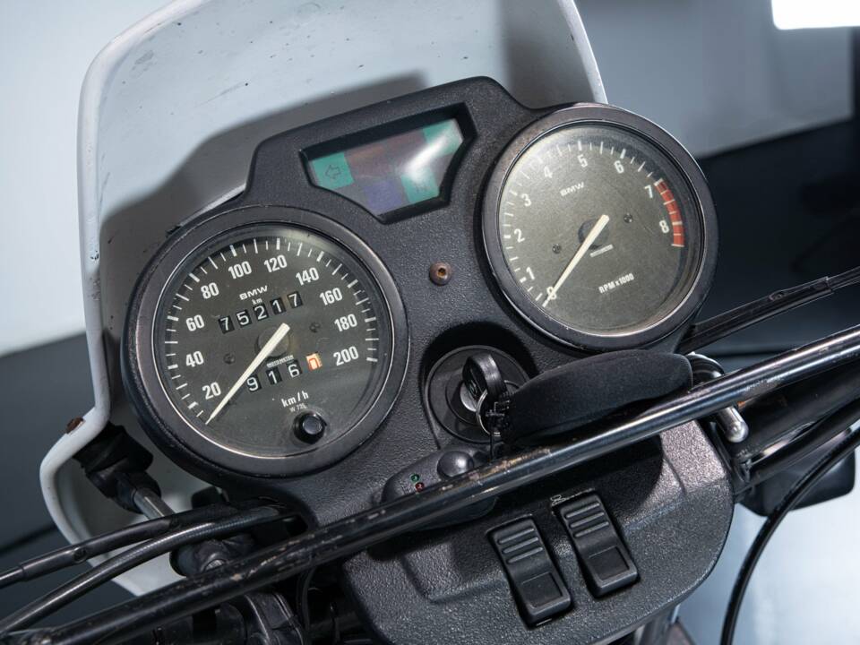 Bild 13/50 von BMW DUMMY (1993)