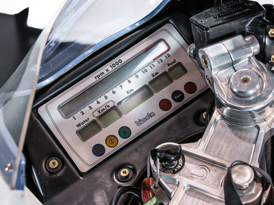 Image 13/22 de Bimota YB9 SRi (1994)