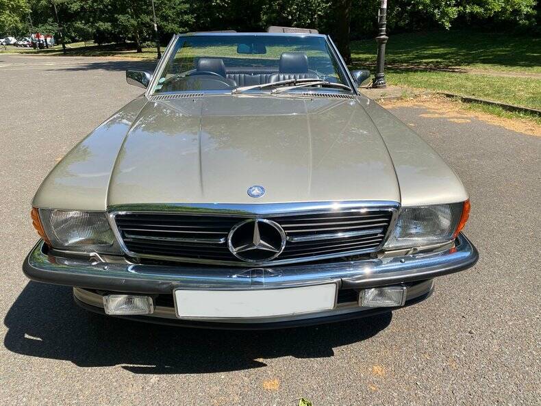 Imagen 9/50 de Mercedes-Benz 500 SL (1989)