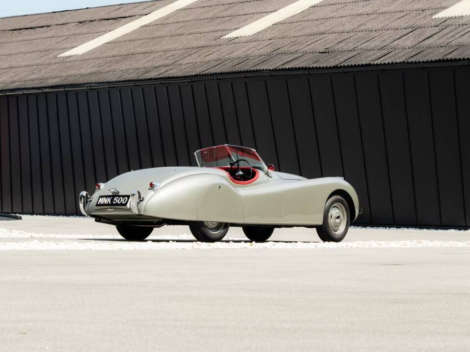 Image 7/12 of Jaguar XK 120 OTS (1951)