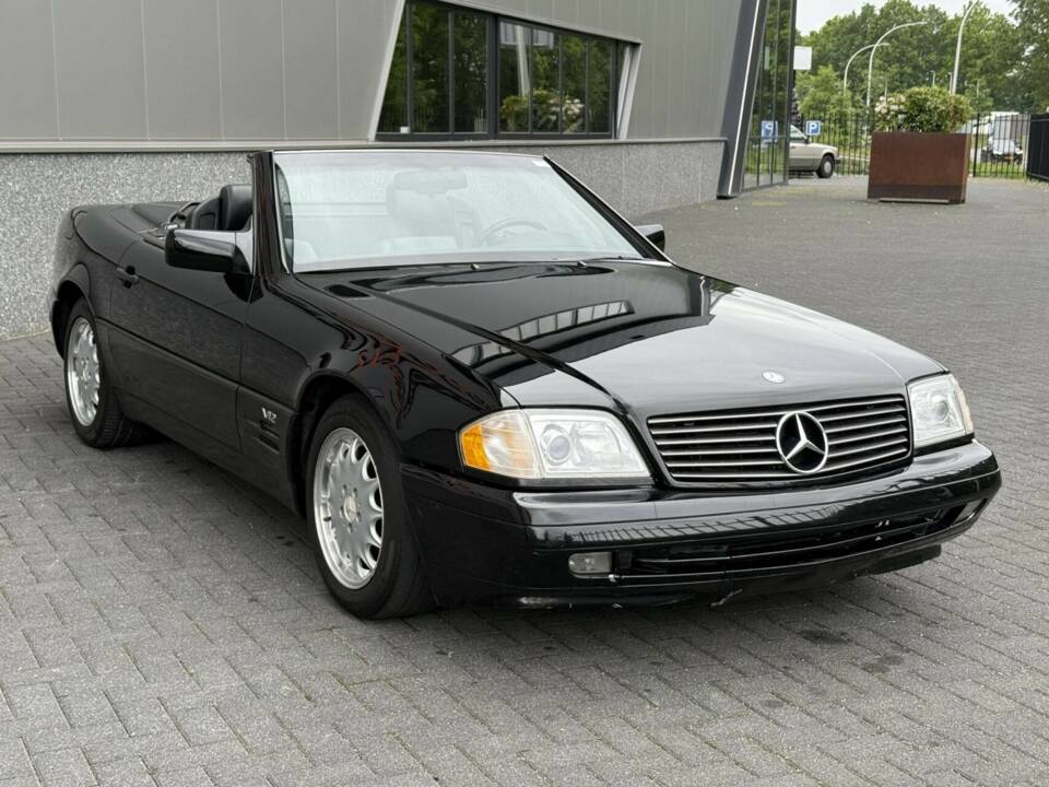 Image 15/50 de Mercedes-Benz SL 600 (1996)
