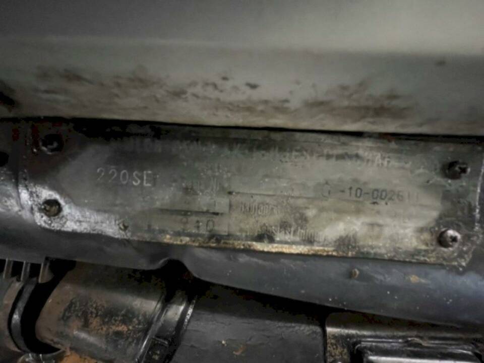 Bild 29/36 von Mercedes-Benz 220 SE Cabriolet (1960)