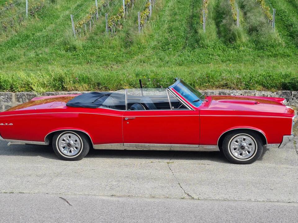Image 3/23 of Pontiac GTO (1967)