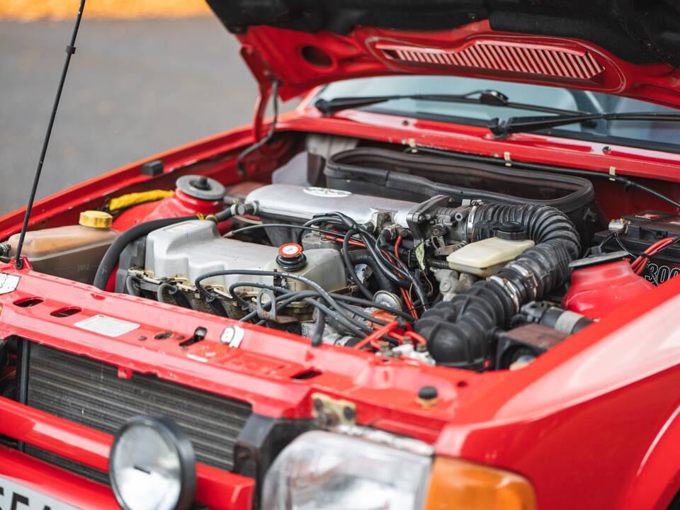 Immagine 33/50 di Ford Escort IV XR3i (1987)