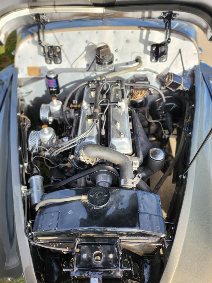 Image 60/72 of Healey 2.4 Litre Abbott (1953)