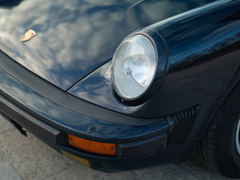 Bild 23/50 von Porsche 911 Carrera 3.2 (1989)