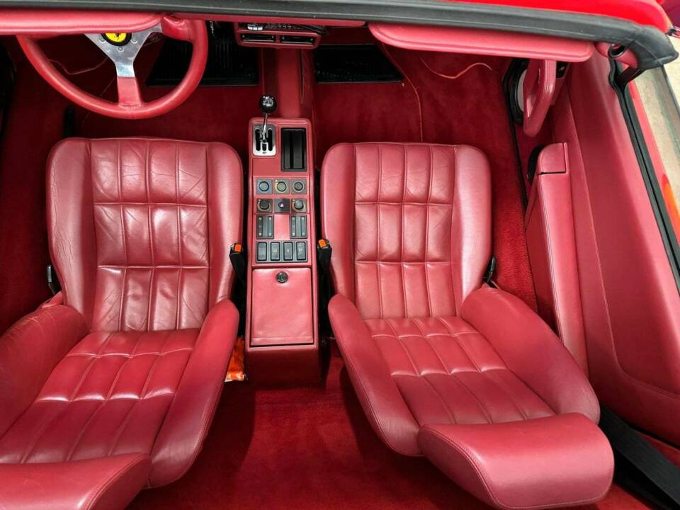 Imagen 11/20 de Ferrari 328 GTB (1988)