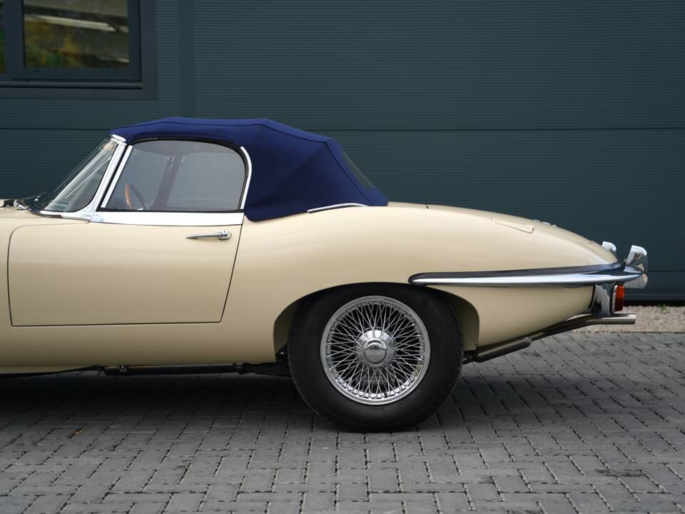 Imagen 24/50 de Jaguar E-Type (1969)
