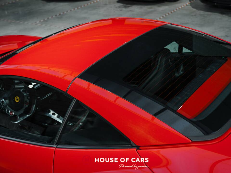 Bild 13/25 von Ferrari California T (2014)