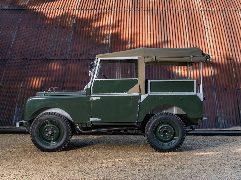Image 4/42 of Land Rover 80 (1951)