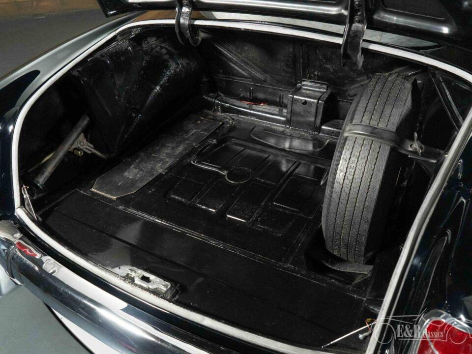 Bild 4/19 von Mercedes-Benz 220 S (1959)