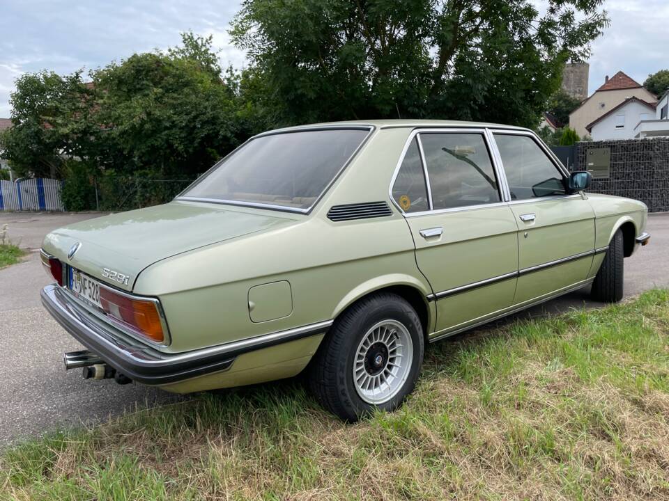 Image 28/100 de BMW 528i (1980)
