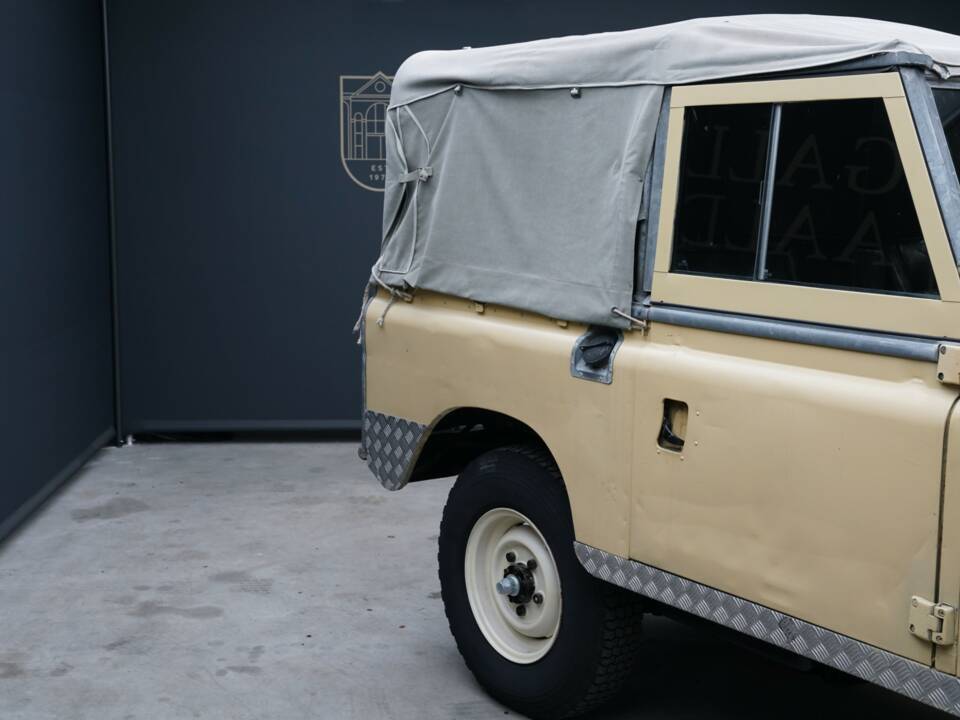 Image 10/50 of Land Rover 88 Lightweight (1973)