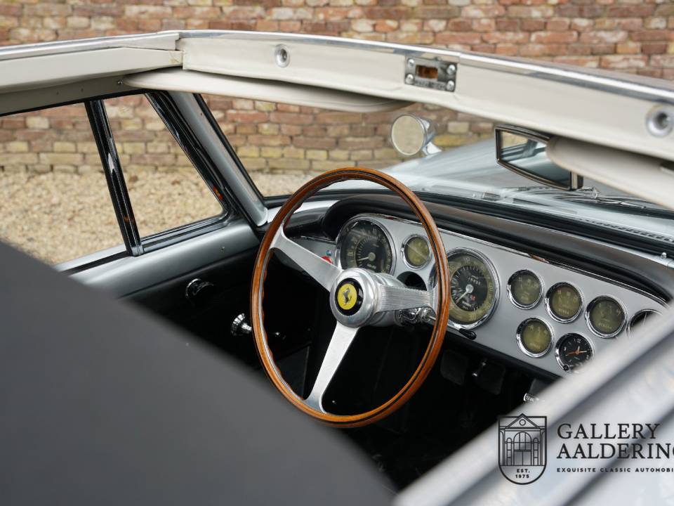 Bild 24/50 von Ferrari 250 GTE (1964)
