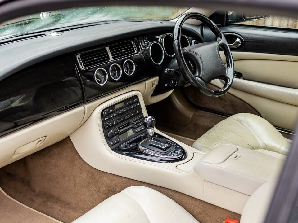 Afbeelding 4/50 van Jaguar XKR (1998)