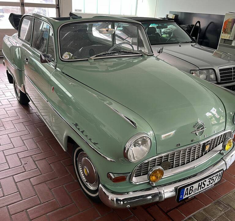 Bild 5/6 von Opel Olympia Rekord (1956)