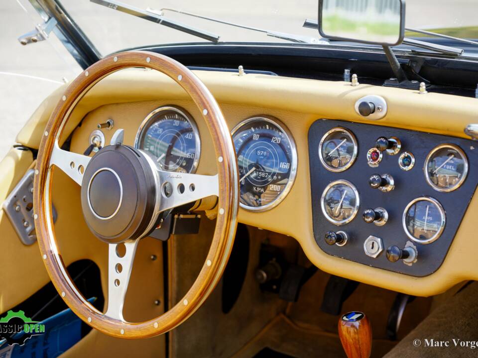 Image 13/46 of Triumph TR 3A (1958)