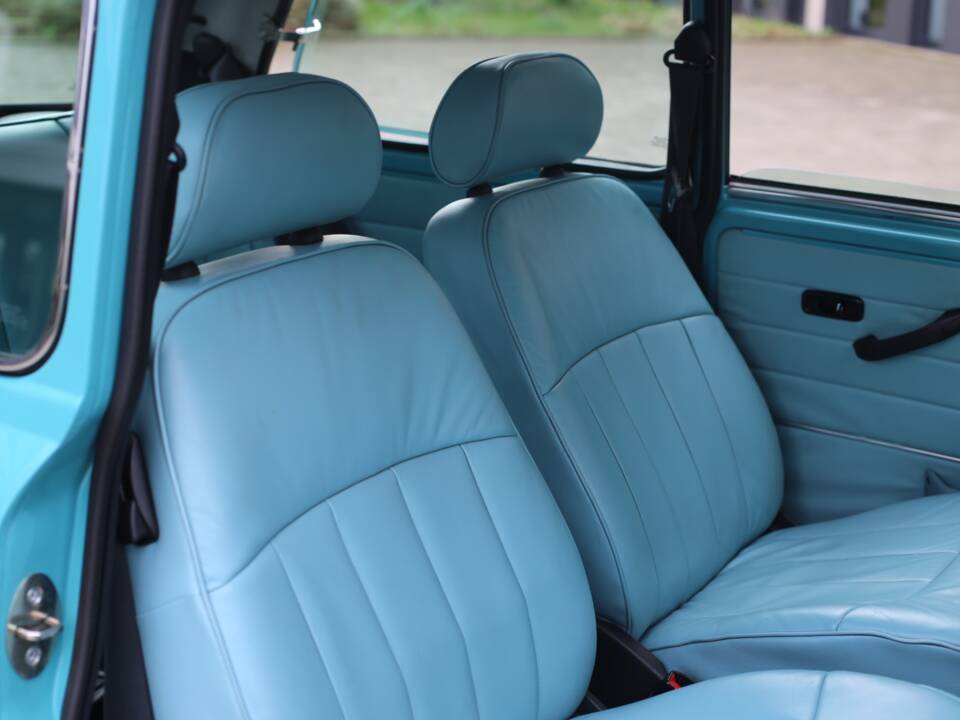 Image 13/50 de Mini Cooper 1.3i MPI (1999)