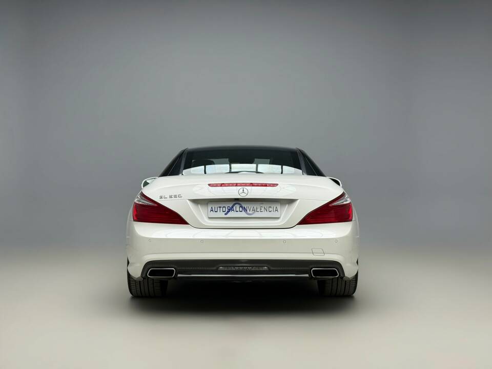 Bild 11/26 von Mercedes-Benz SL 500 (2015)