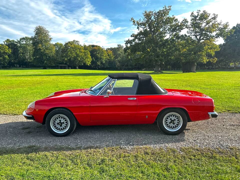 Imagen 23/50 de Alfa Romeo 1750 Spider (1971)