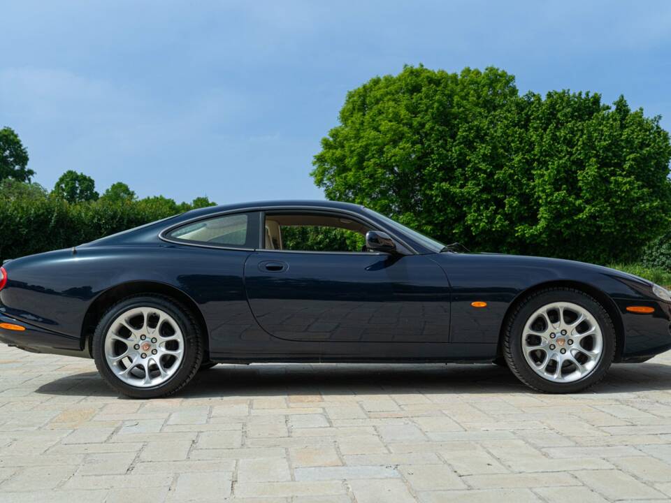 Afbeelding 9/50 van Jaguar XKR (2000)