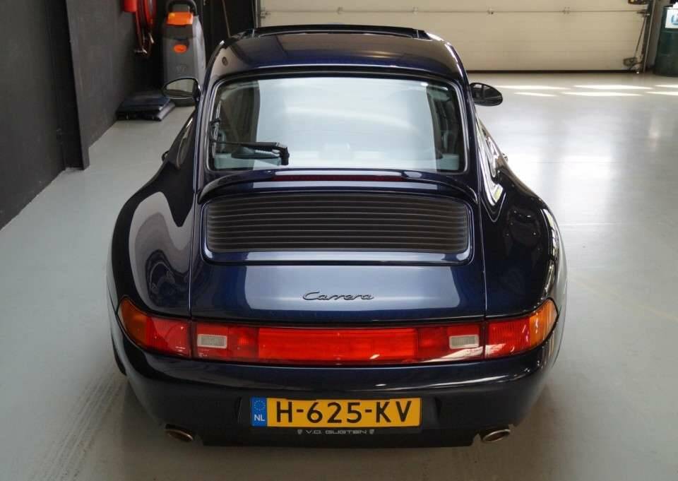Image 33/50 de Porsche 911 Carrera (1995)